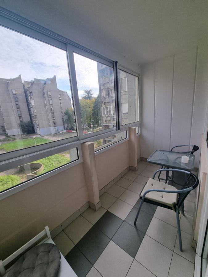 דירות בלגרד Hawaii- 2 Bdr, Arena, Sava Centar, Free Parking מראה חיצוני תמונה
